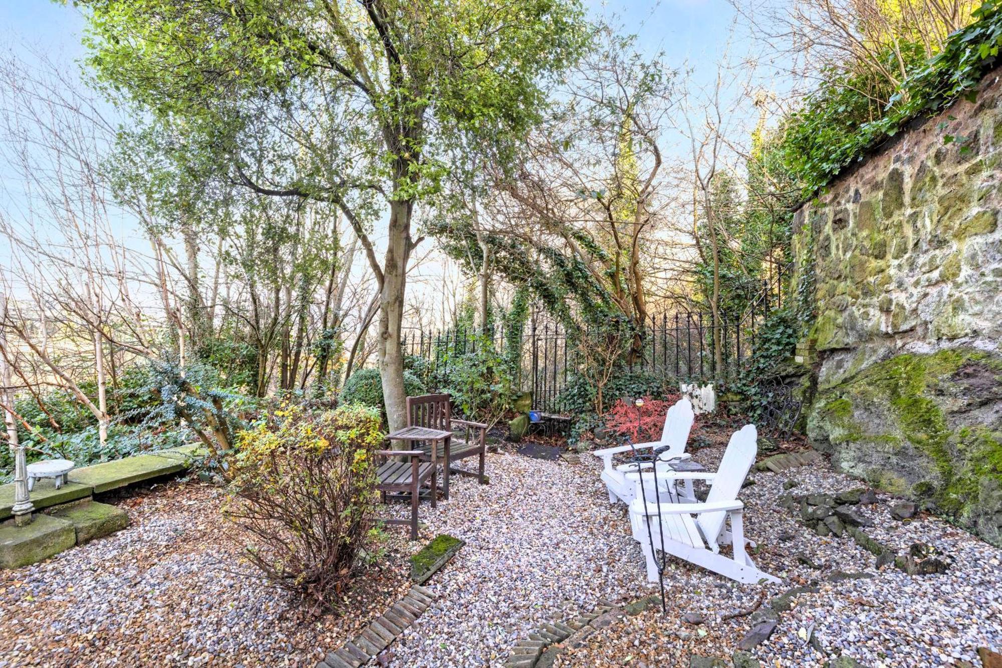 Joivy Beautiful Apartment, Private Garden, Calton Hill EDI Buitenkant foto